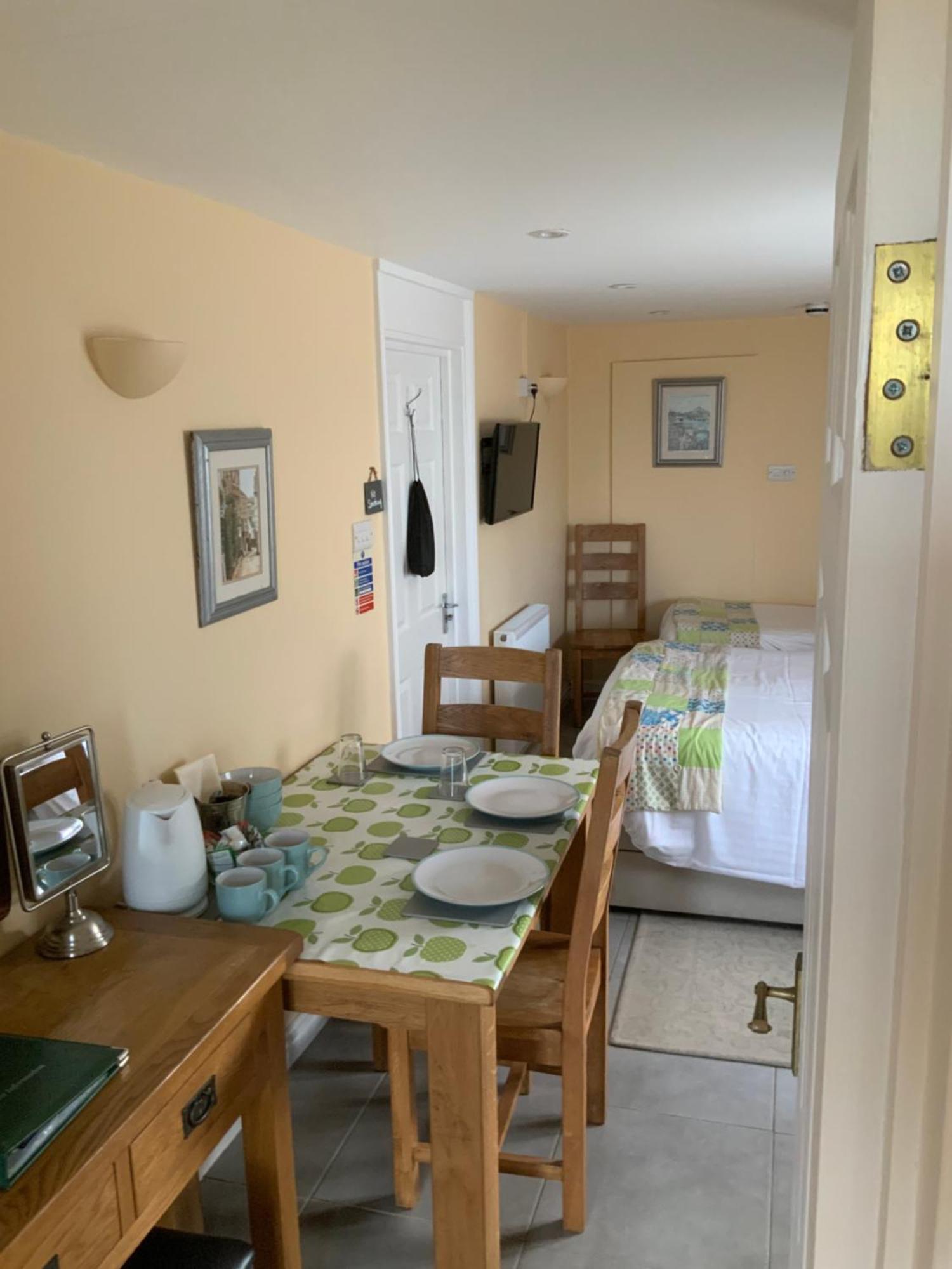 Green Apple Bed And Breakfast St Ives  Exterior photo