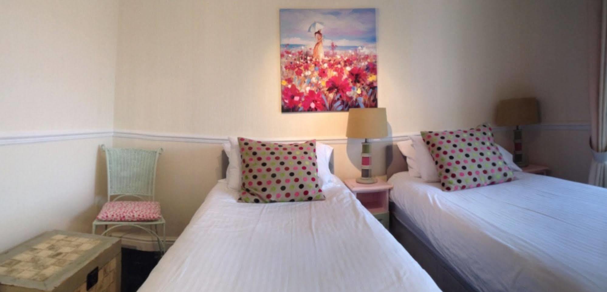 Green Apple Bed And Breakfast St Ives  Exterior photo